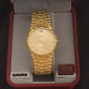 *SOLD* Gruen Gold Nugget Quartz Watch Vintage 34mm *Needs Battery* EUC
